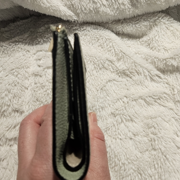 EUC Kate Spade Wallet - Picture 5 of 11